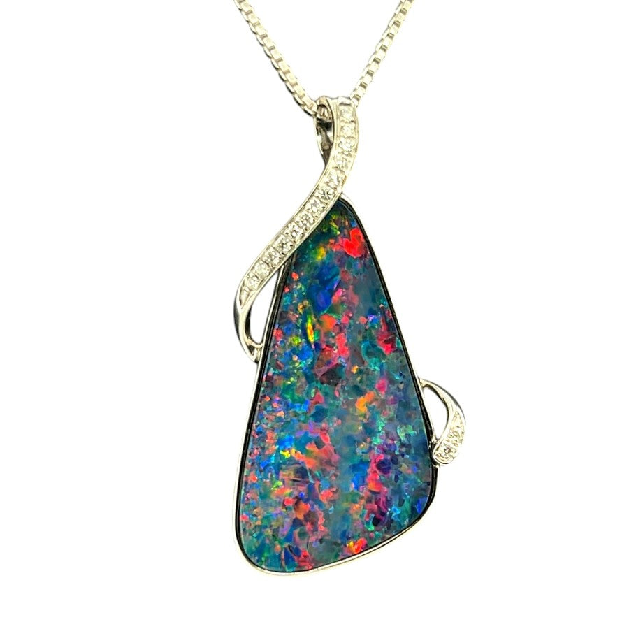 Gold Doublet Opal Pendants Gold Doublet Opal Pendants
