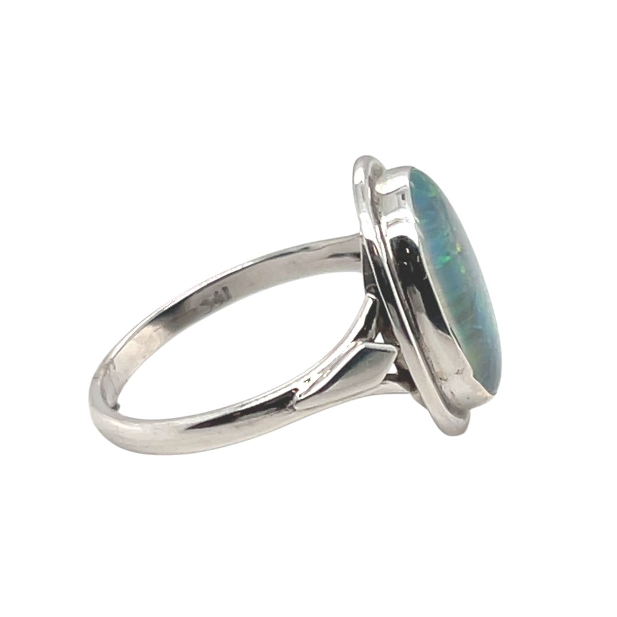 9ct White Gold Triplet Opal Ring (trr564) 9ct White Gold Triplet Opal Ring (trr564)