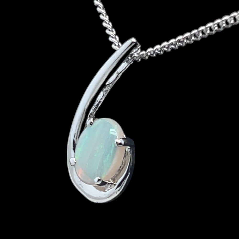 STERLING SILVER SOLID OPAL CLAW SET PENDANT (sssp124) STERLING SILVER SOLID OPAL CLAW SET PENDANT (sssp124)