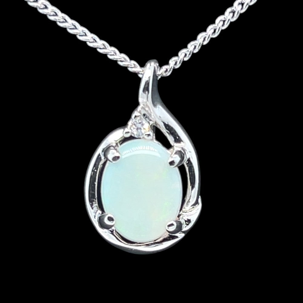Sterling Silver Claw Set Solid Opal Pendant (sssp50) Sterling Silver Claw Set Solid Opal Pendant (sssp50)
