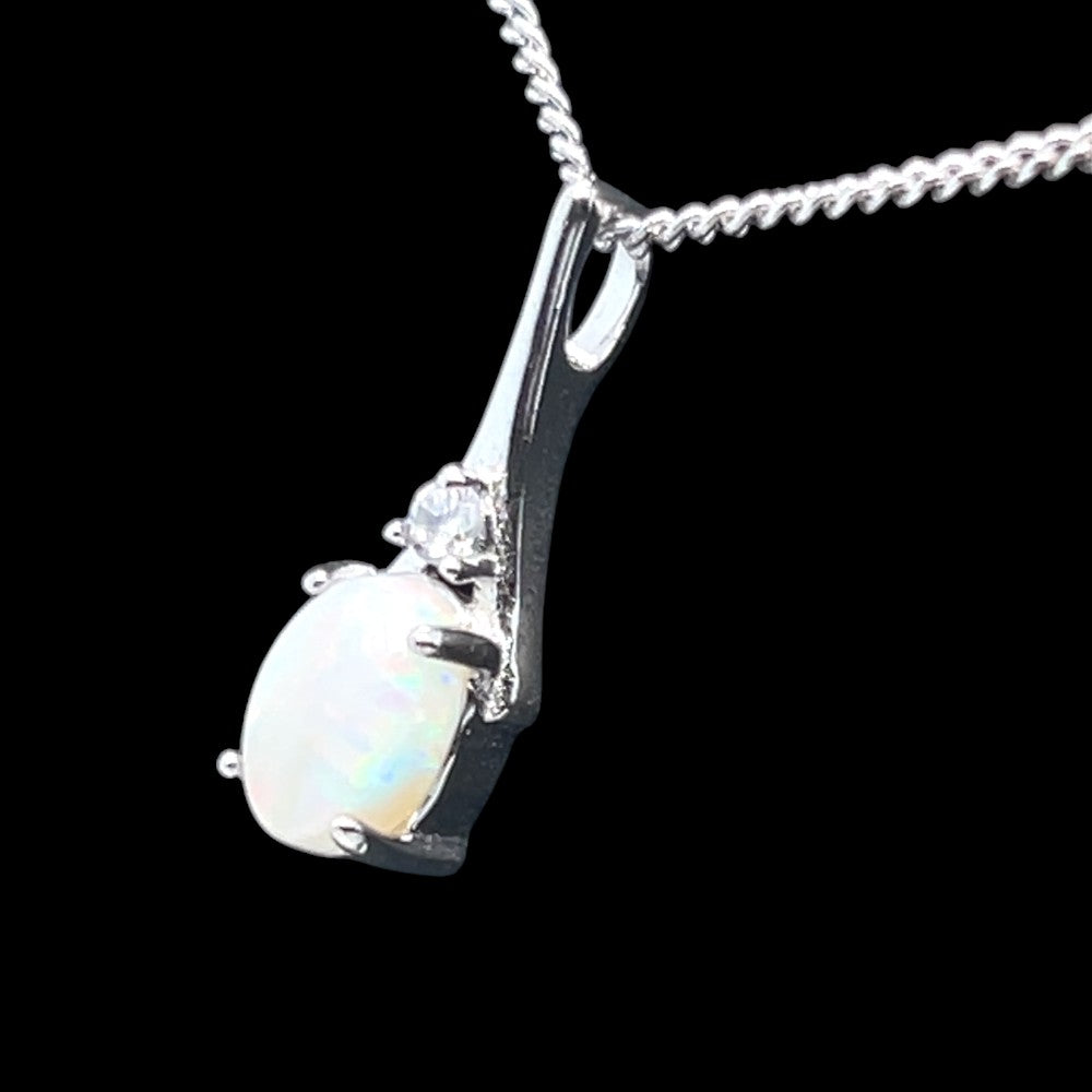 Sterling Silver Claw Set Opal Pendant (ssp704)
