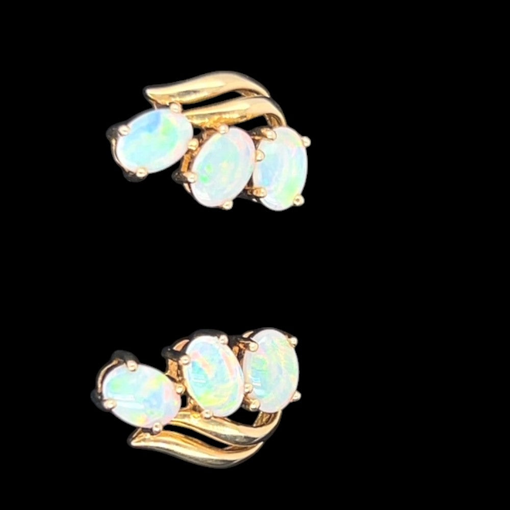 18ct Three Opal Stone earrings (se2004) 18ct Three Opal Stone earrings (se2004)