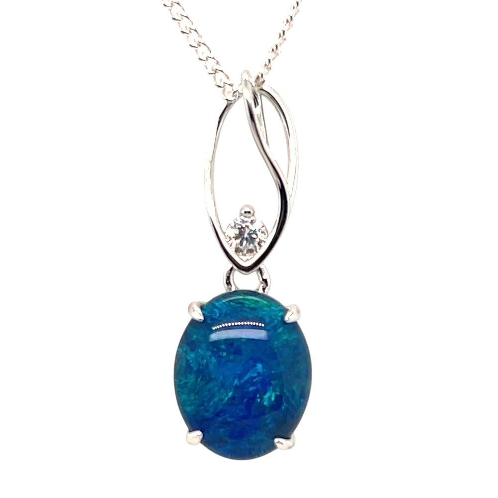 TRIPLET OPAL SET IN A STERLING SILVER PENDANT (sstp1231)