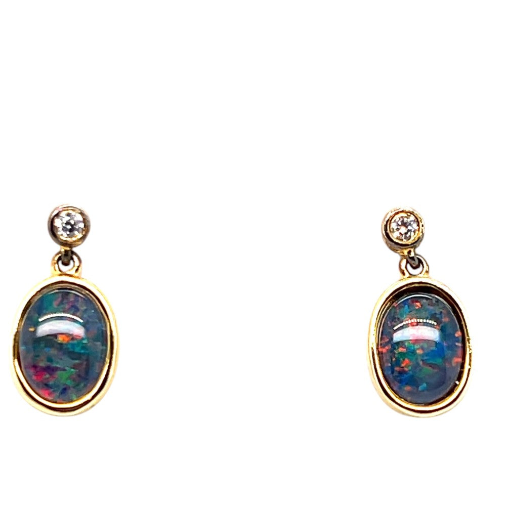 Gold plated triplet opal earrings with a cut crystal (gpte6508) Gold plated triplet opal earrings with a cut crystal (gpte6508)