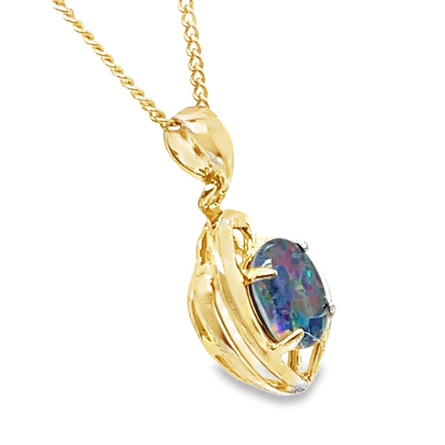 Gold plated triplet opal pendant 8mmx6mm Gold plated triplet opal pendant 8mmx6mm