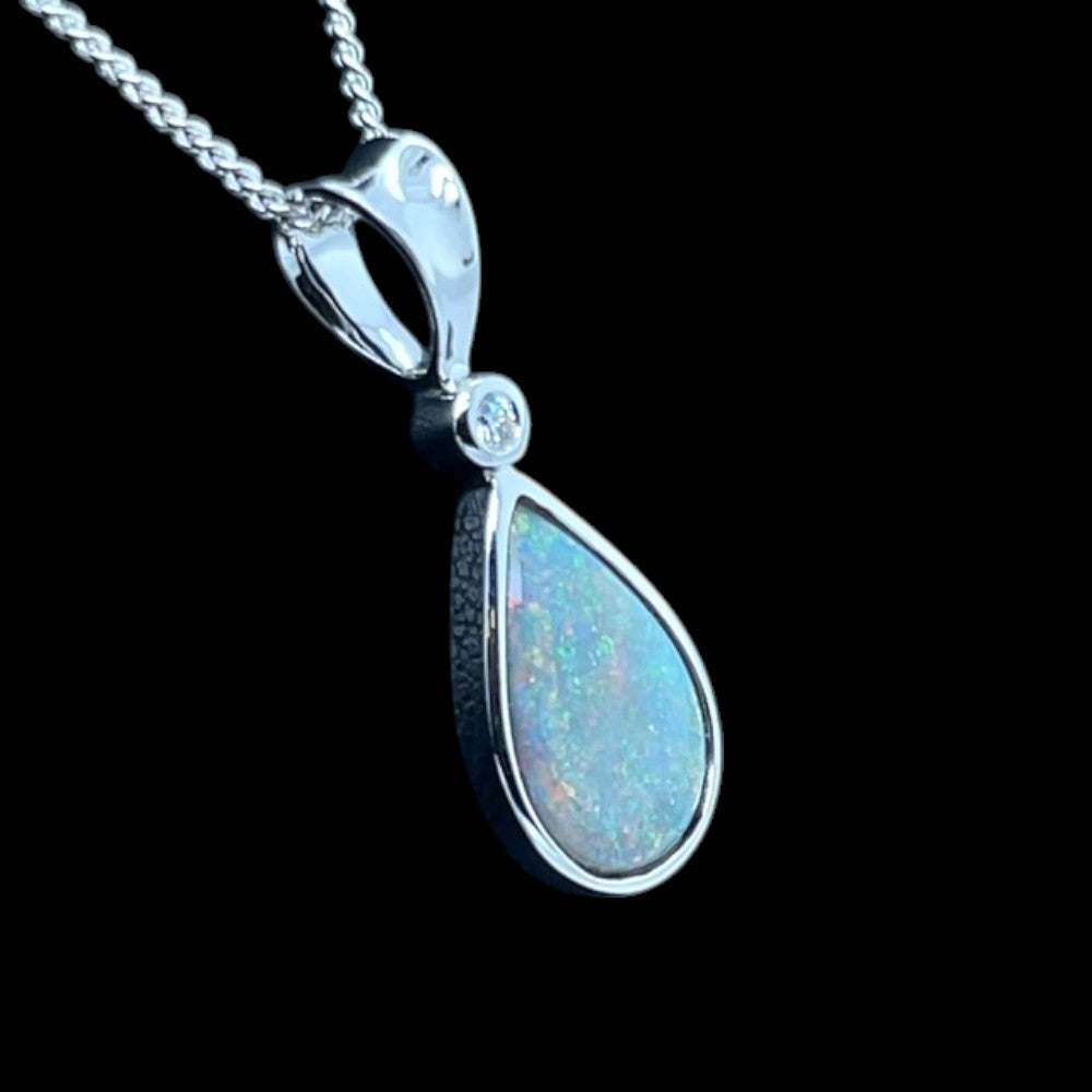 14ct White Gold Solid Opal Pendant (sp815) 14ct White Gold Solid Opal Pendant (sp815)