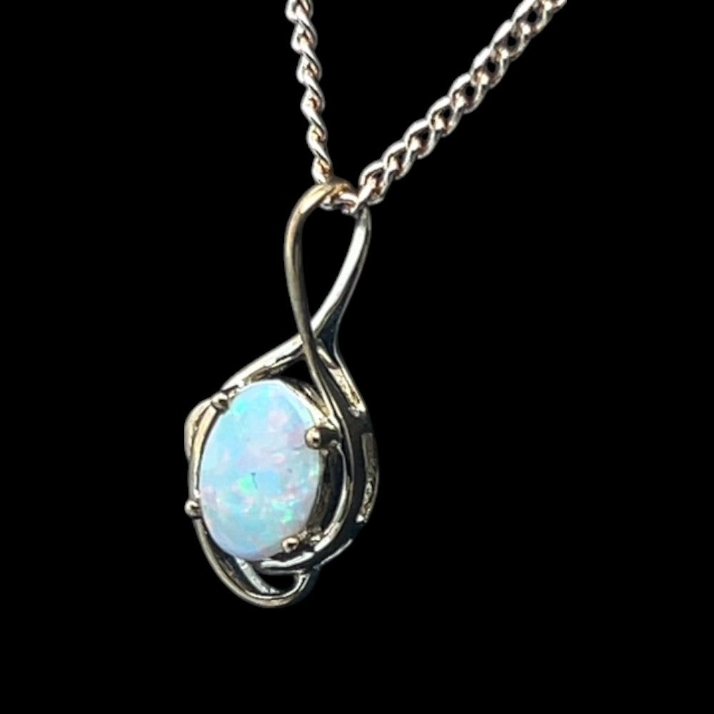 9ct Gold Opal Pendant (sp5214)