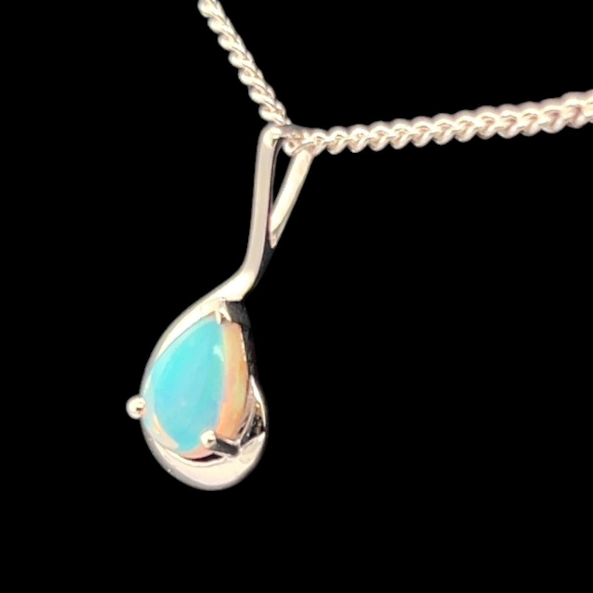 9ct White Gold Solid Opal Pendant (sp601)