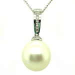 South Sea Pearl Pendant set in 18ct White Gold 12.8mm