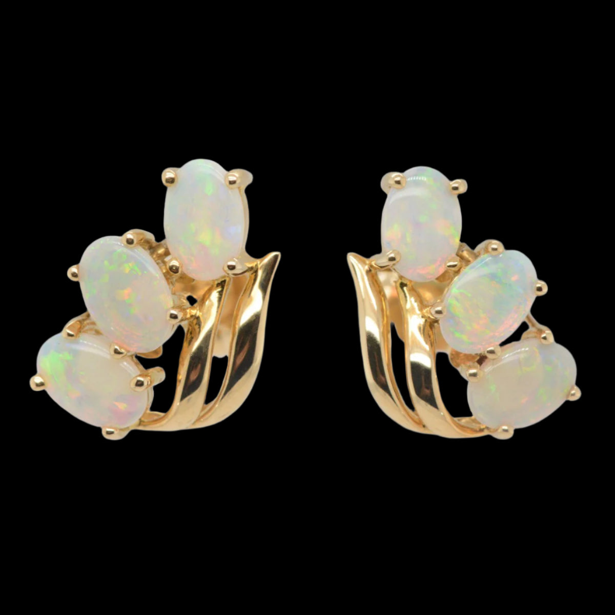 18ct Three Opal Stone earrings (se2004) 18ct Three Opal Stone earrings (se2004)