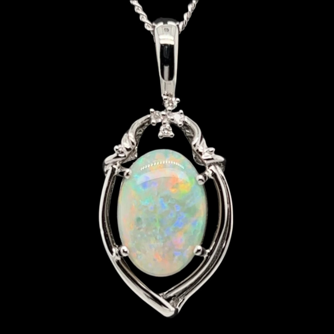 14ct White Gold Solid Opal Pendant (sp801) 14ct White Gold Solid Opal Pendant (sp801)