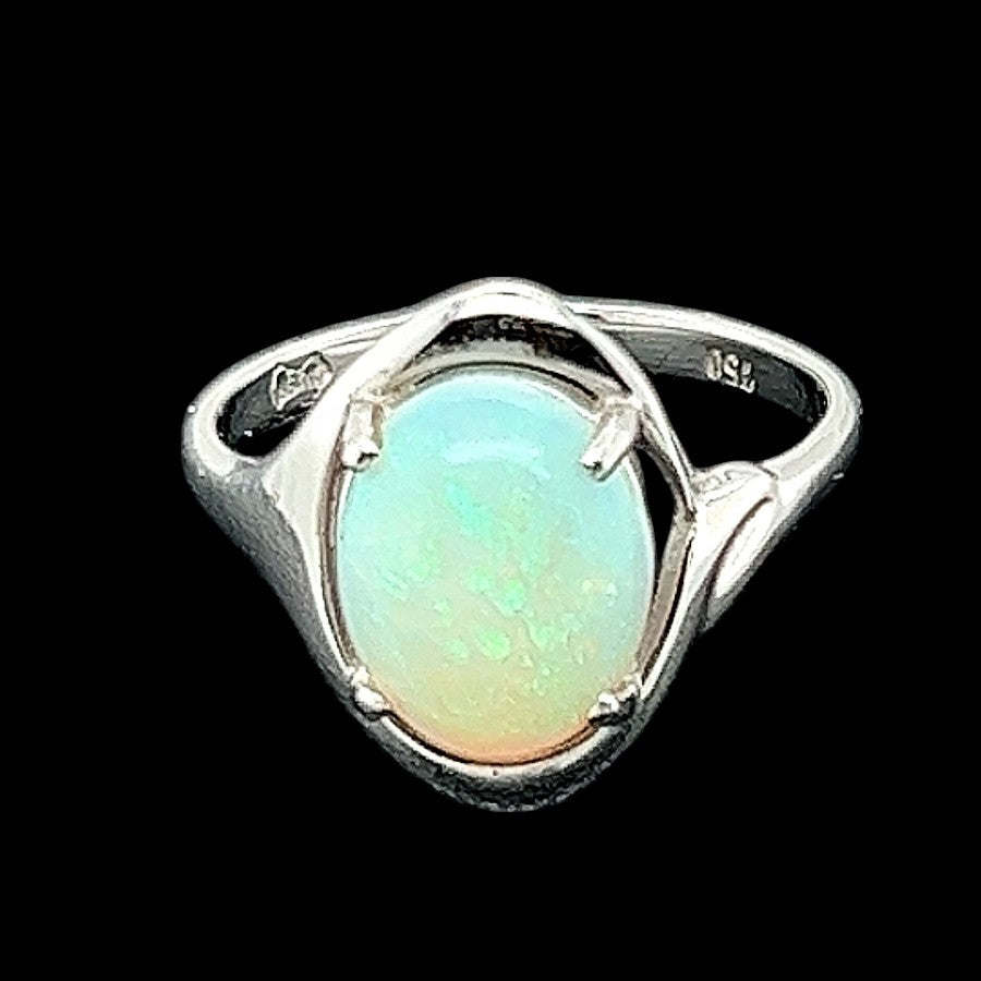 Solid Opal Ring set in 18ct White Gold (sr110) Solid Opal Ring set in 18ct White Gold (sr110)