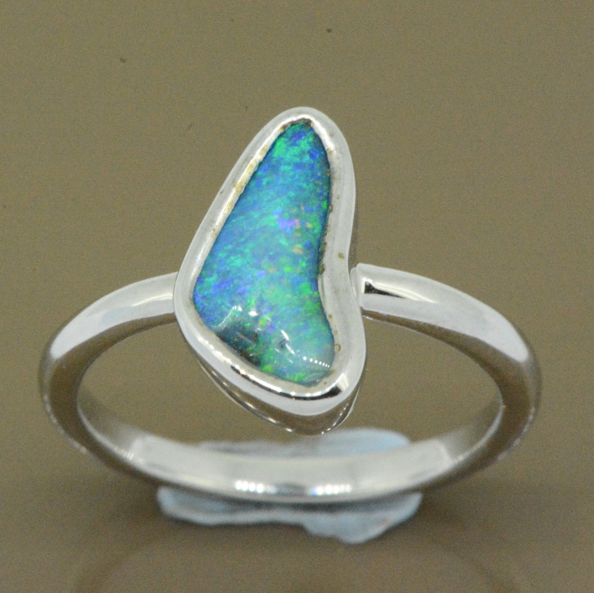 sterling silver boulder opal ring (ssr8243) sterling silver boulder opal ring (ssr8243)