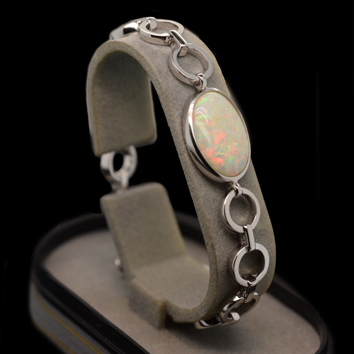 Sterling Silver Crystal Solid Opal Bracelet (sssbra100) Sterling Silver Crystal Solid Opal Bracelet (sssbra100)