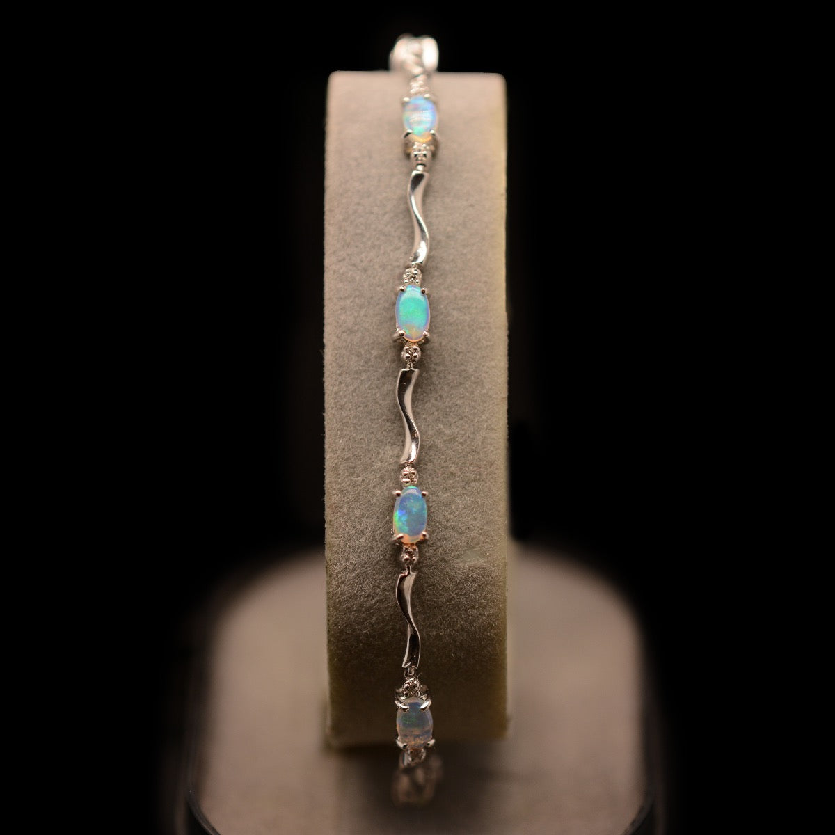 Sterling Silver Crystal Opal Bracelet (SSSBRA103) Sterling Silver Crystal Opal Bracelet (SSSBRA103)