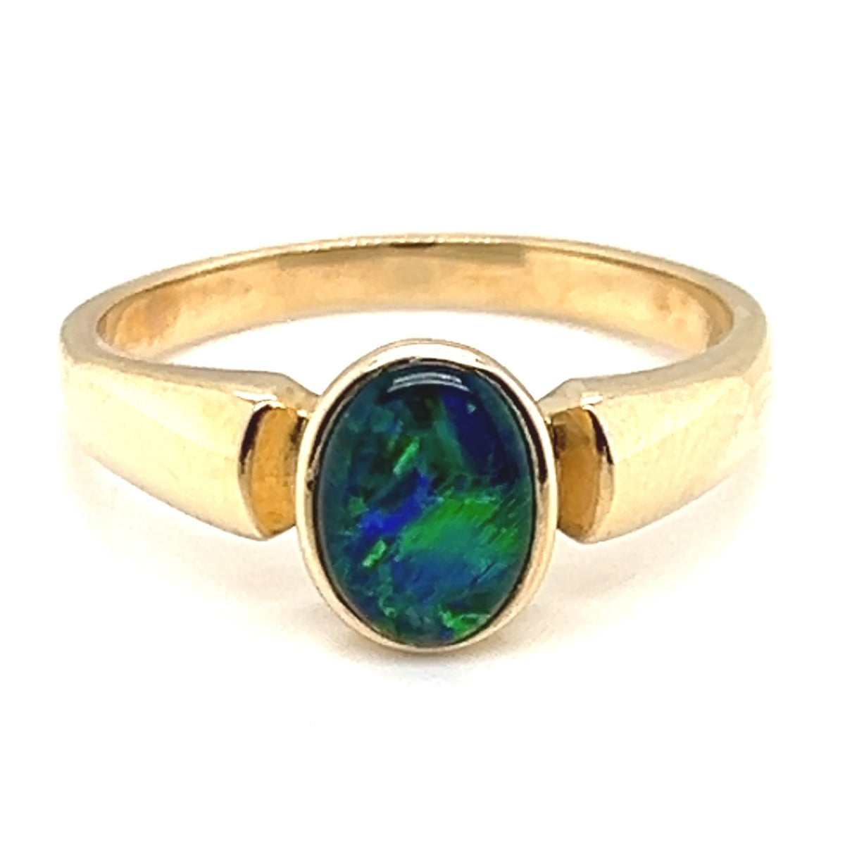 Triplet Opal Ring Set in 9ct Yellow Gold (8x6) Triplet Opal Ring Set in 9ct Yellow Gold (8x6)