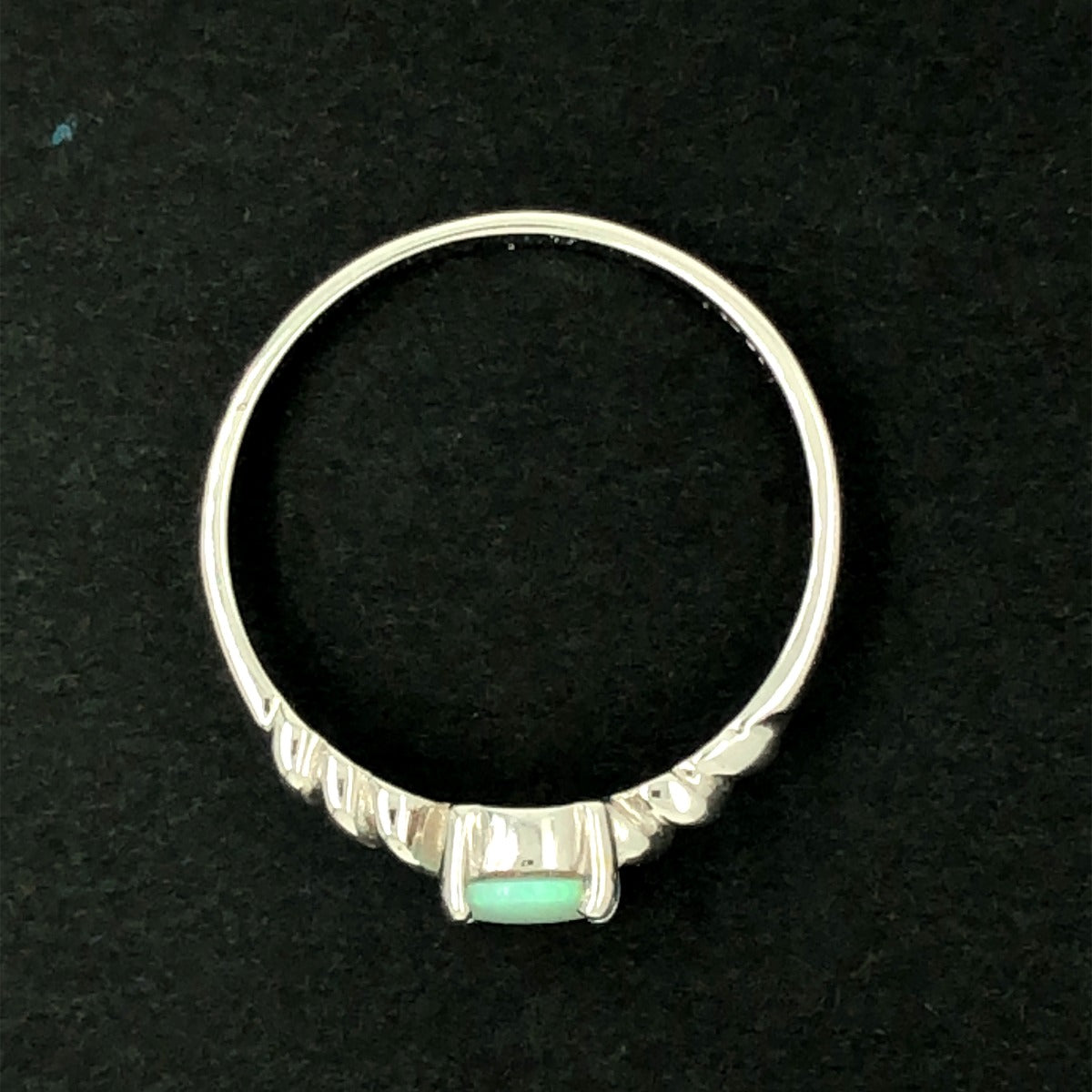 Solid Opal Ring set in 18ct white gold (srw3) Solid Opal Ring set in 18ct white gold (srw3)