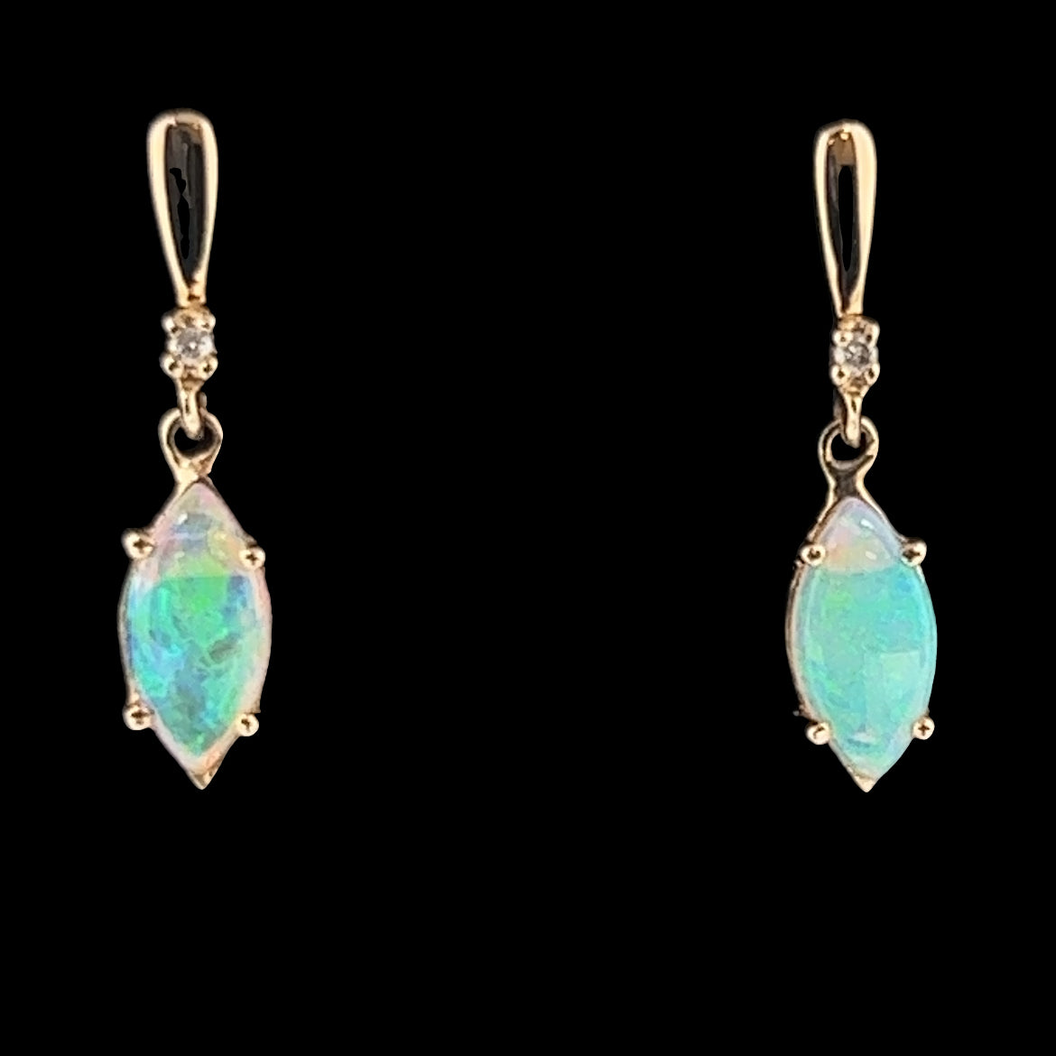 Solid Opal earrings Set in 14ct Gold (se709)