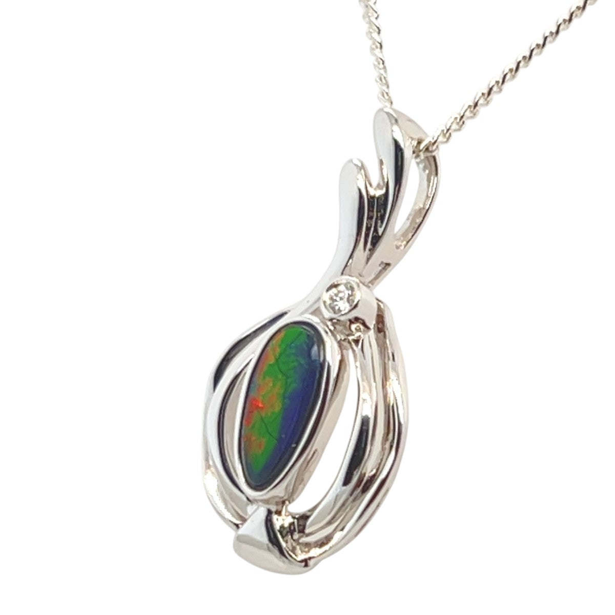 14ct White Gold Black Opal Pendant (sbp23)