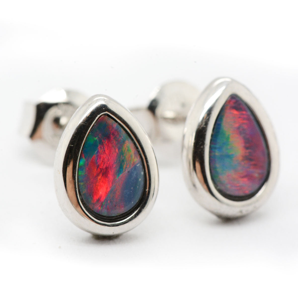 14ct White Gold Doublet Opal Earrings (GDE0988)