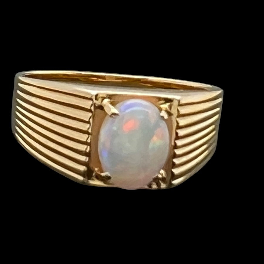 18ct Yellow Gold Solid Opal Ring (sr3188)