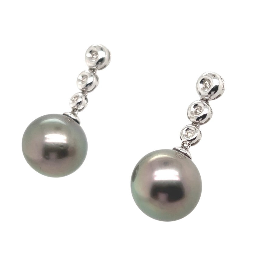 18ct white gold black pearl earrings (PE6453)