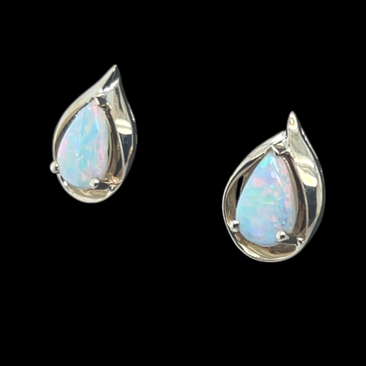 14ct Gold Solid Opal Earrings (se9801)