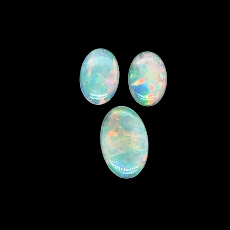 3 Solid Opals (so679)