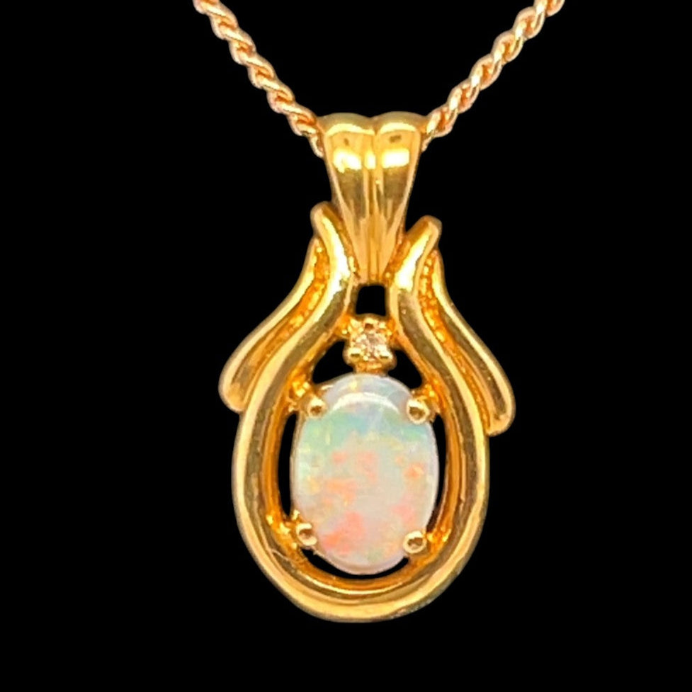 18ct Gold Solid Opal Pendant (sp1167)