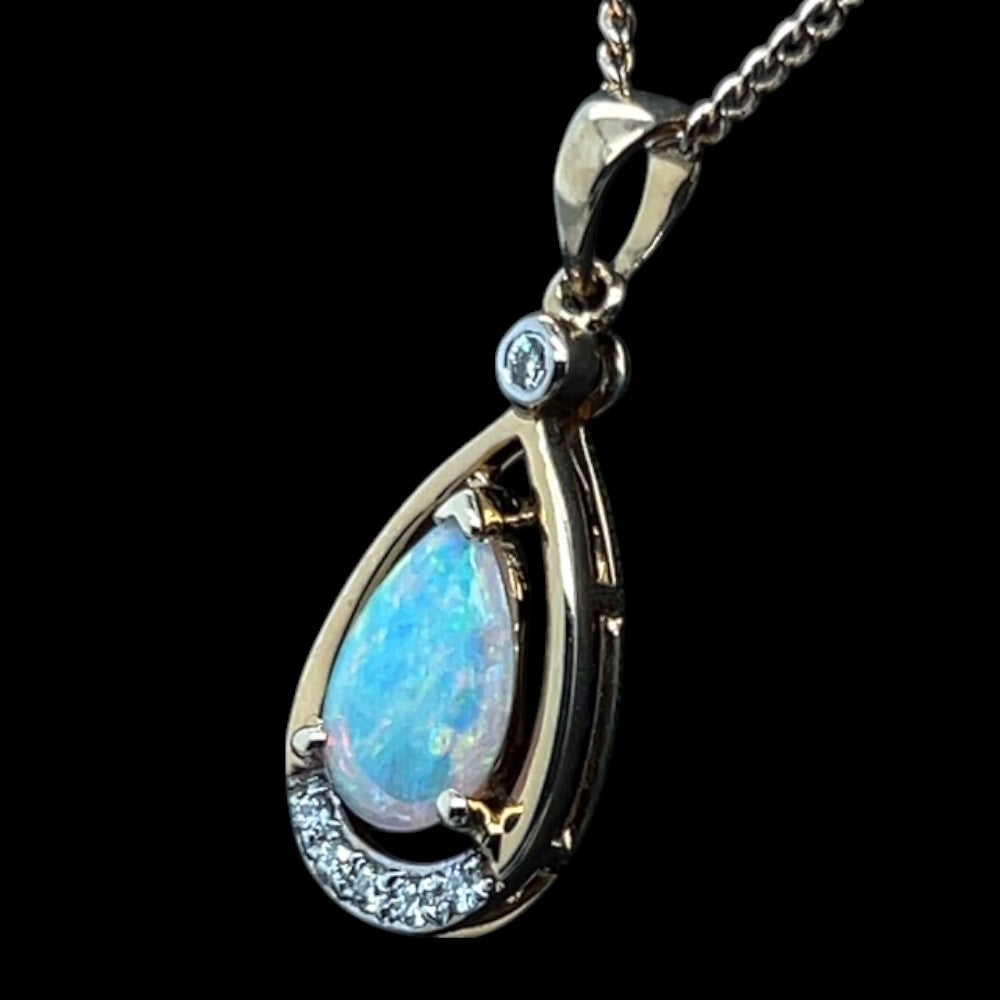 14ct Gold Solid Opal pendant (sp519)