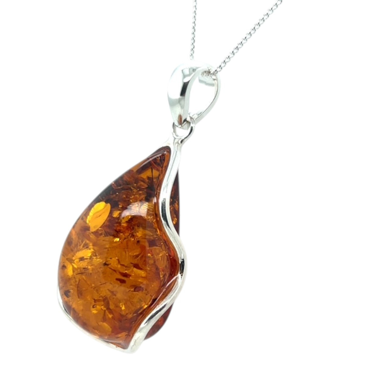Sterling Silver Amber Pendant (ambp402)