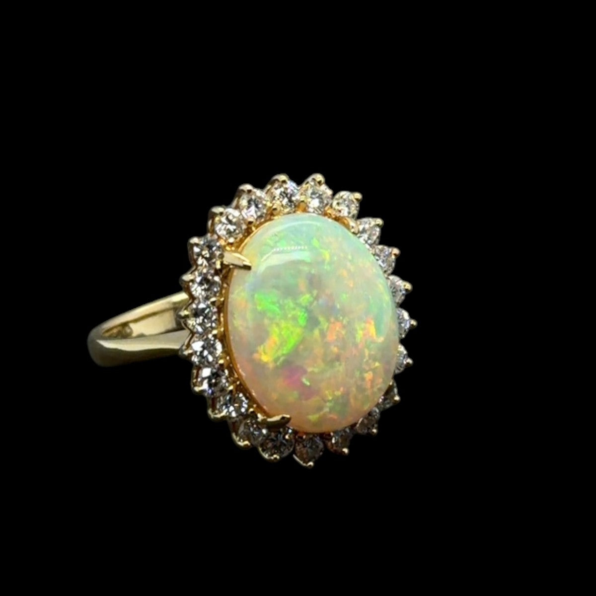 18ct Gold Solid Opal Ring (sr116)