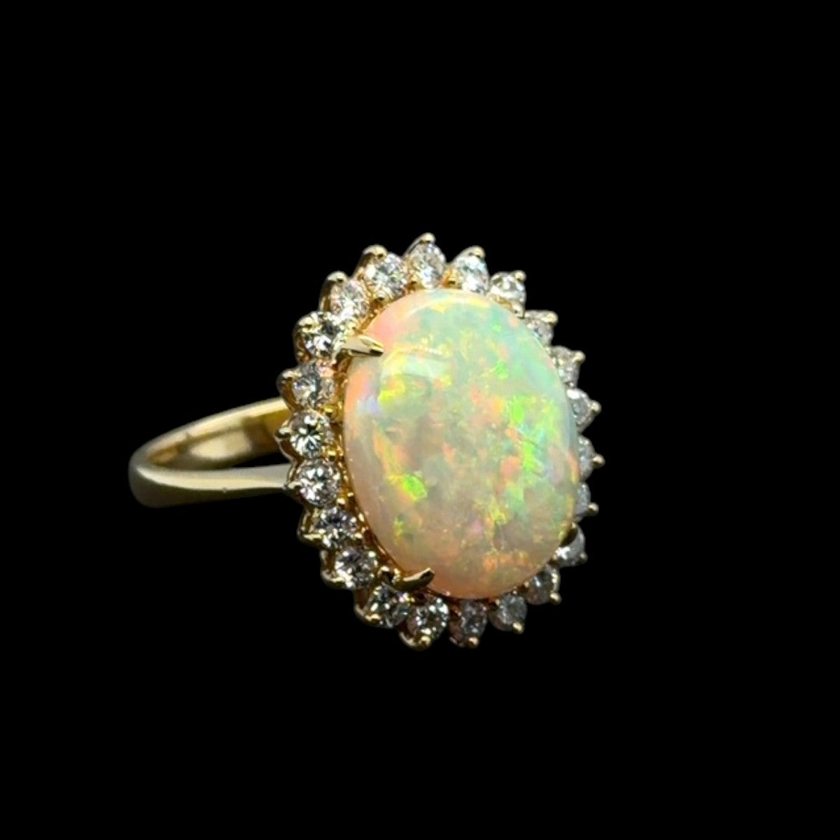 18ct Gold Solid Opal Ring (sr116)