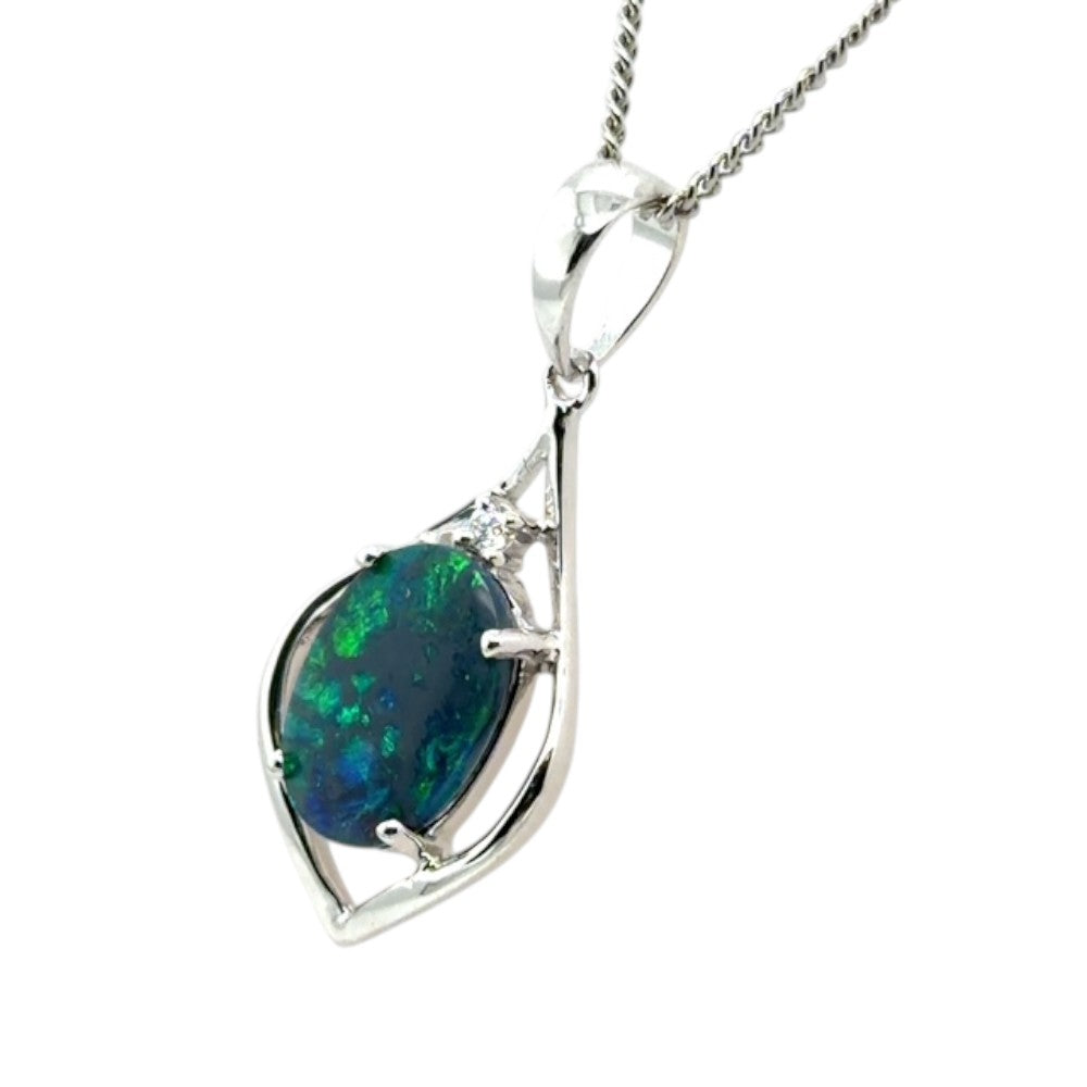 14ct White Gold Black Opal Pendant (bsp36)