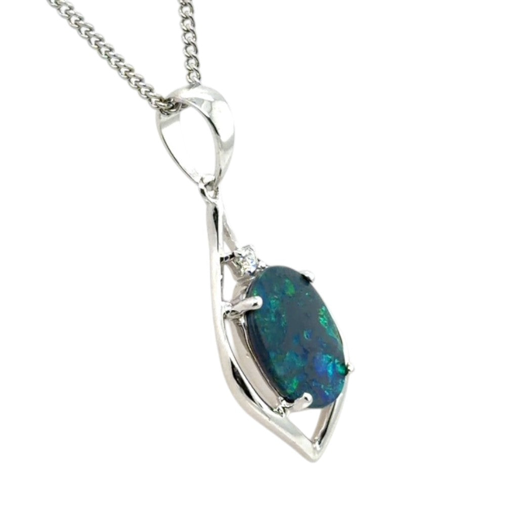 14ct White Gold Black Opal Pendant (bsp36)