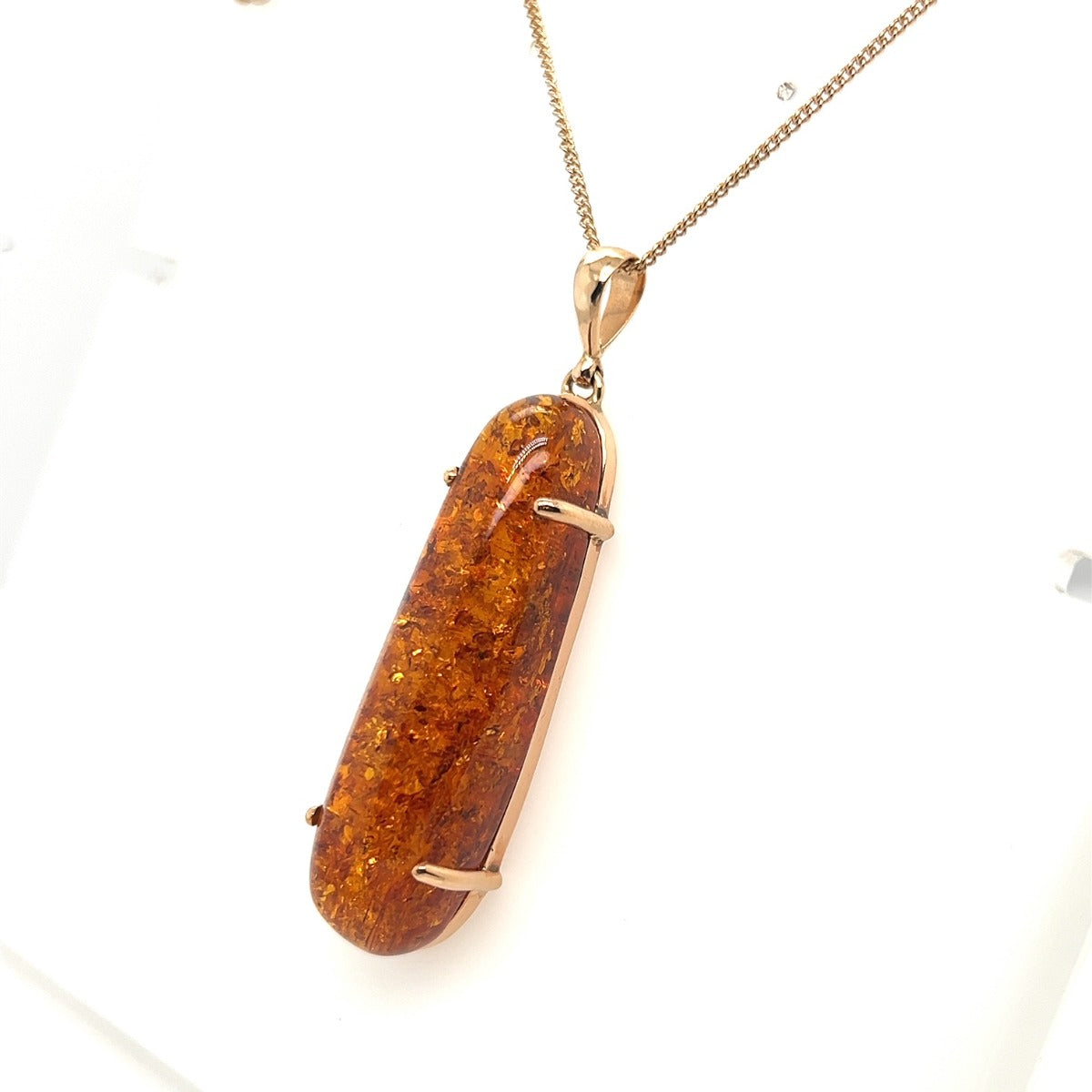 9ct Gold Amber Pendant (ambp72)