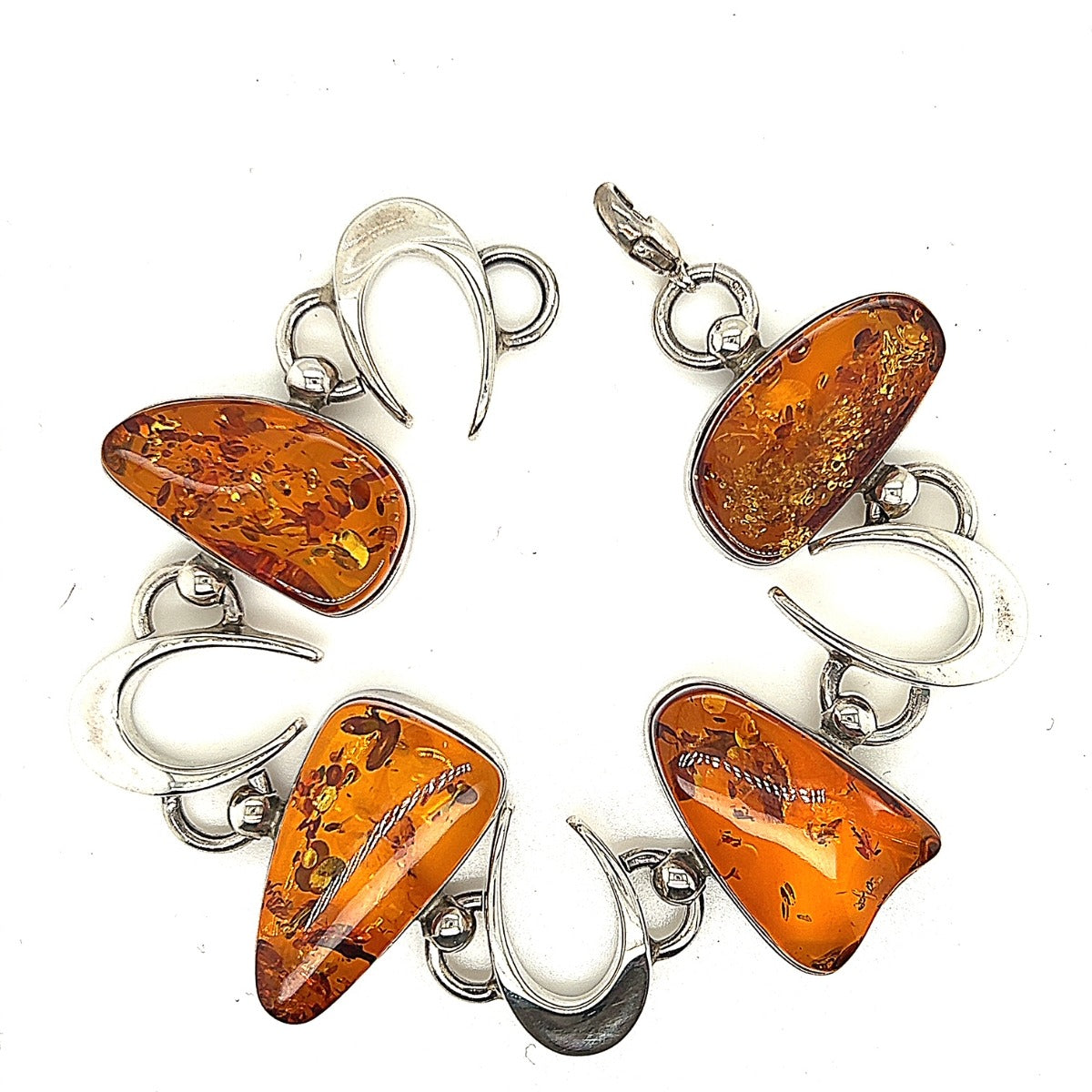 Freeshape Amber Bracelet set in sterling silver (ambbrac2)