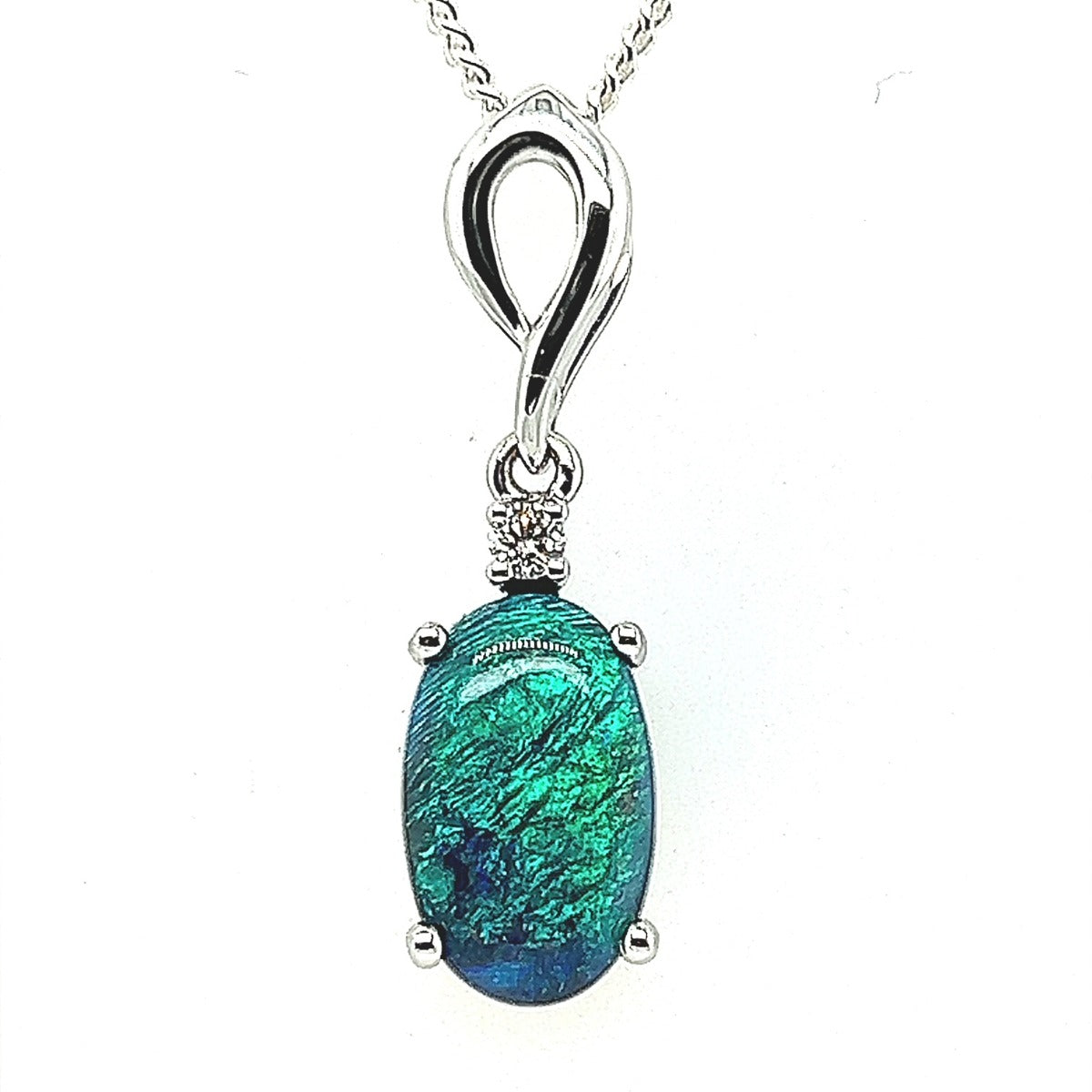 18ct white gold black opal pendant (11mmx7mm)