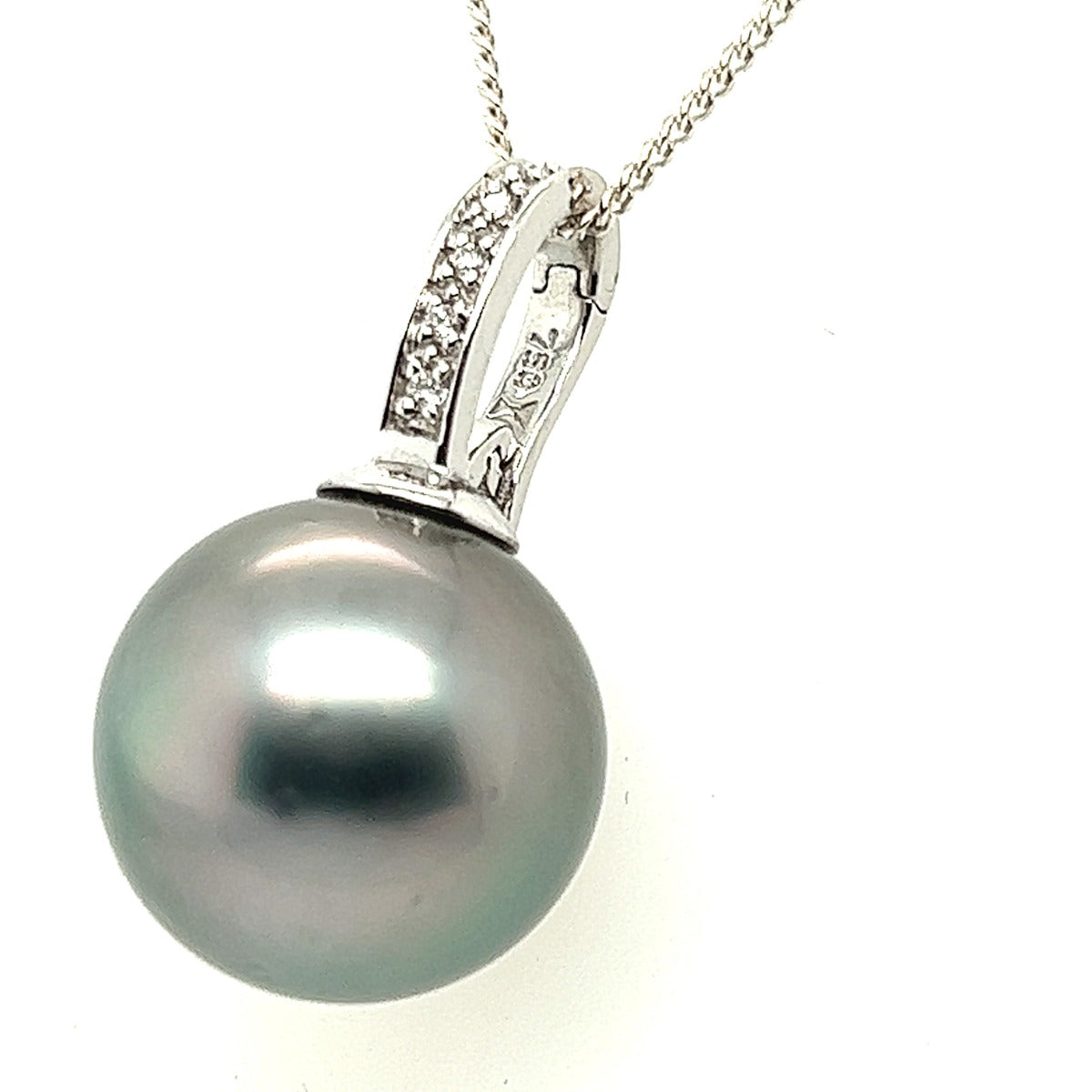 18ct White Gold Black Tahitian Pearl Pendant 14mm