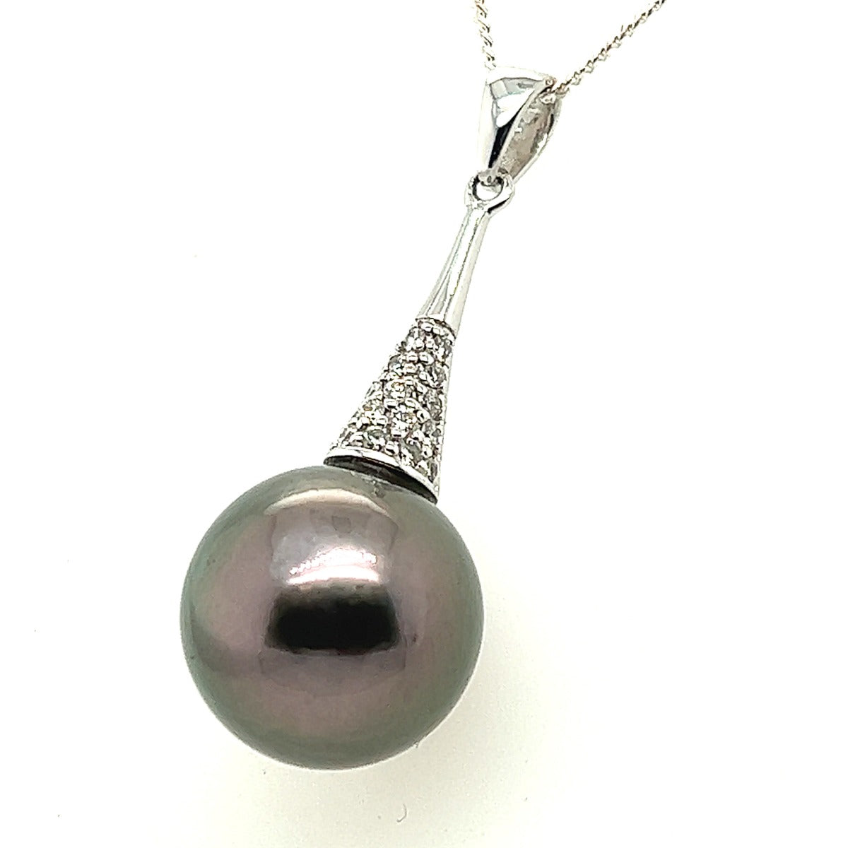 18ct White Gold  Black Tahitian Pearl Pendant 14.5mm