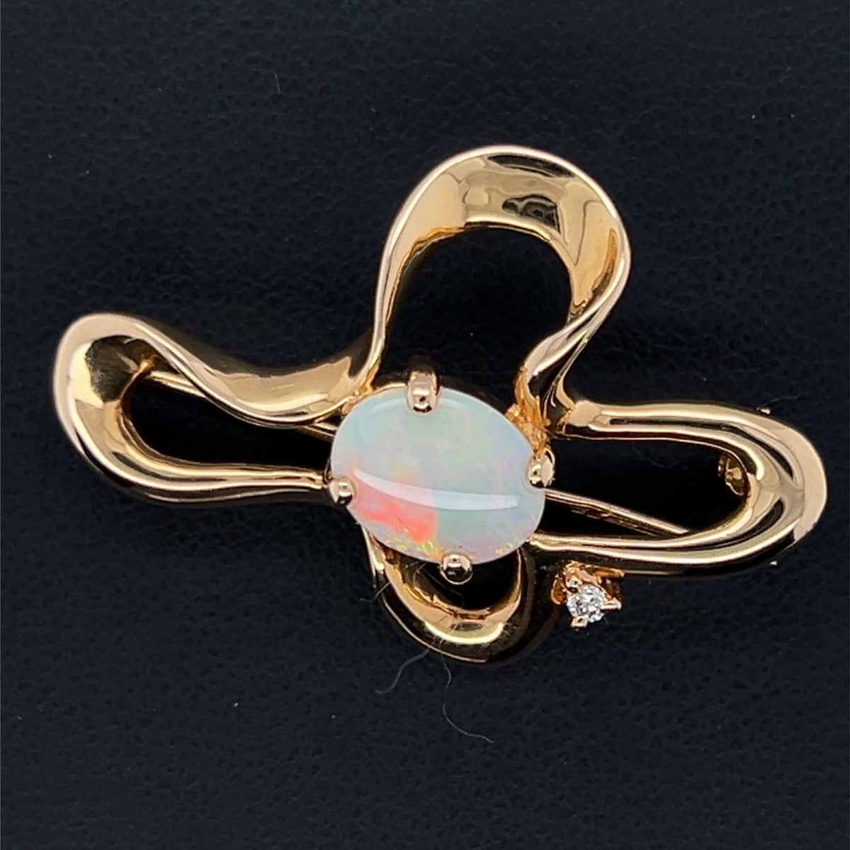 Irregular 18ct Yellow Gold Solid Opal Brooch (br3326)