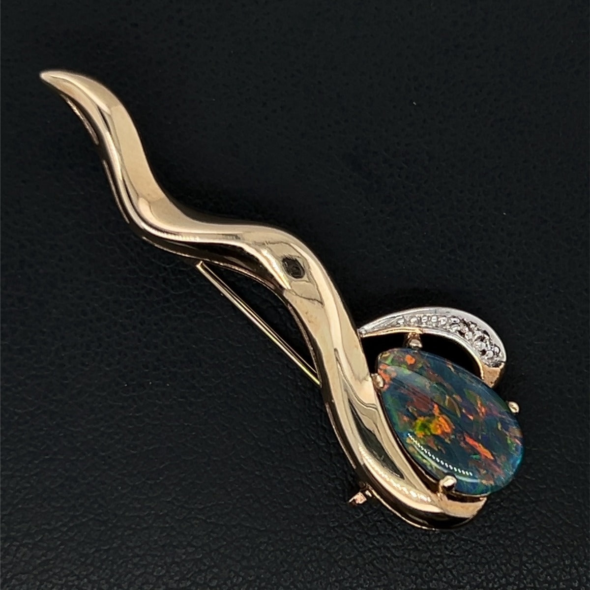 10ct Yellow Gold Triplet Opal Brooch with Diamonds (br3331)