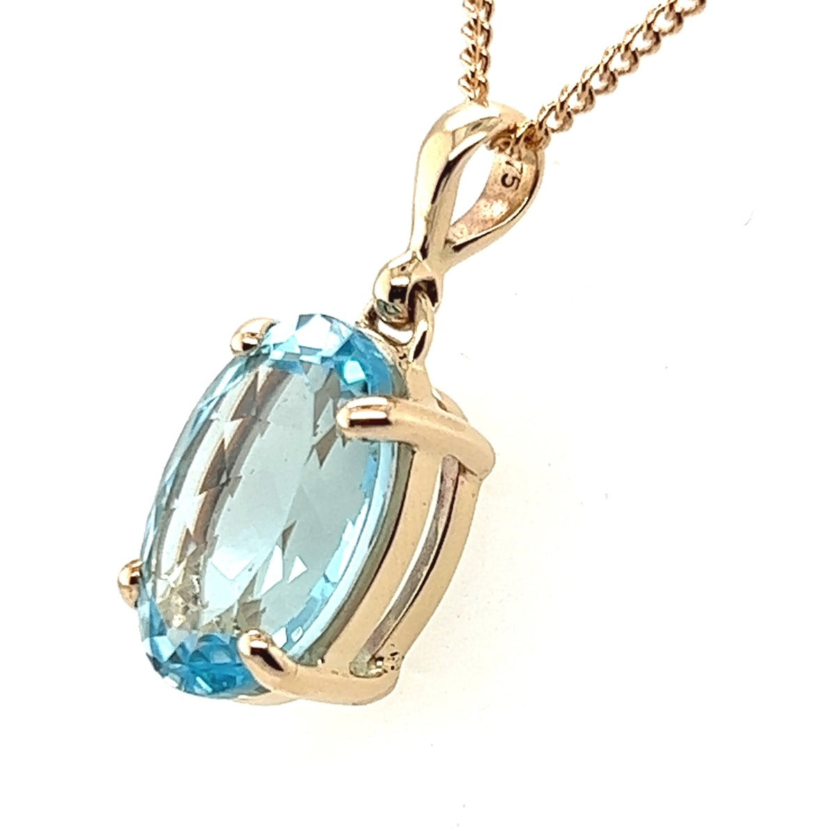 9ct Gold Blue Topaz Pendant (btpen101)