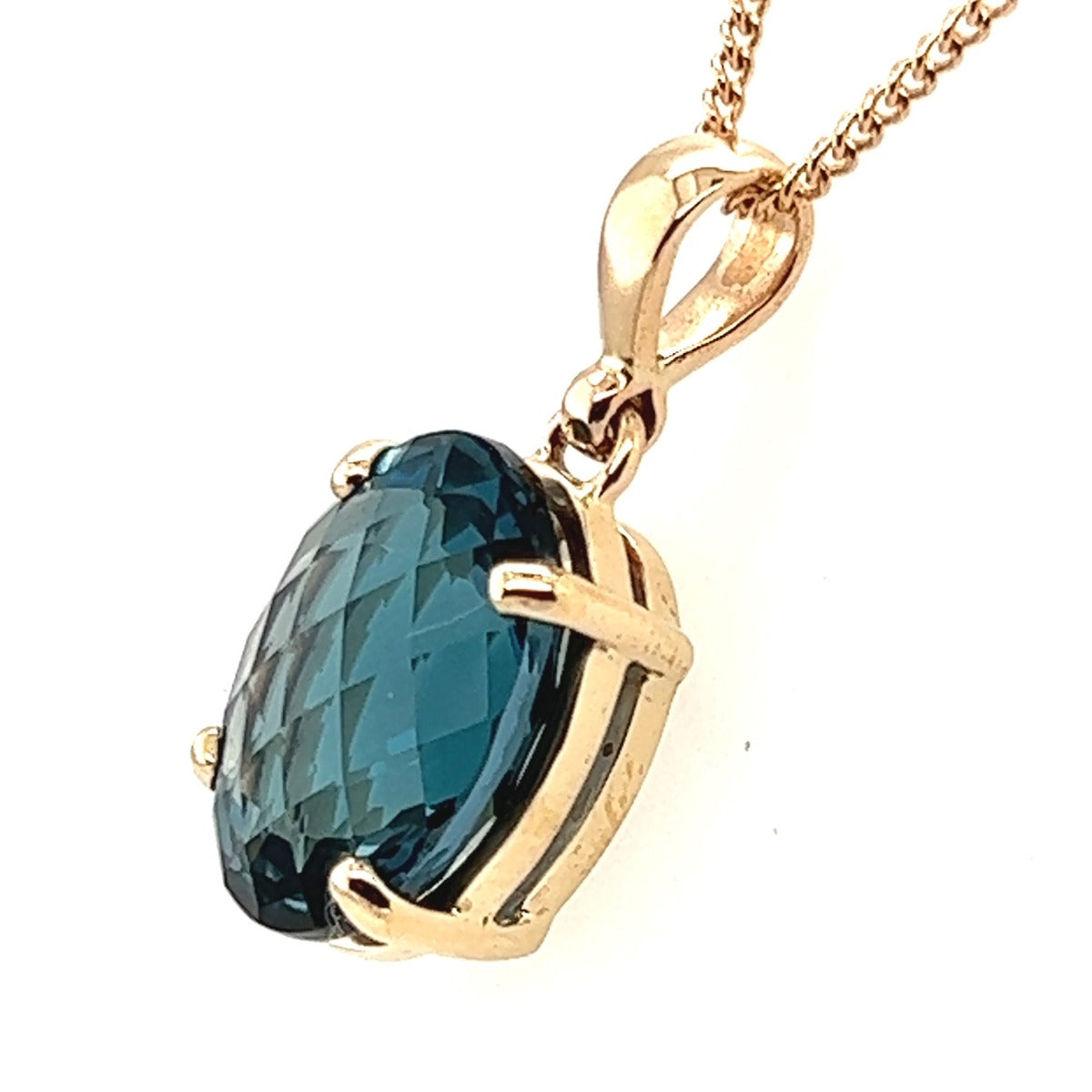 9ct Gold Blue Topaz Pendant (btpen102)