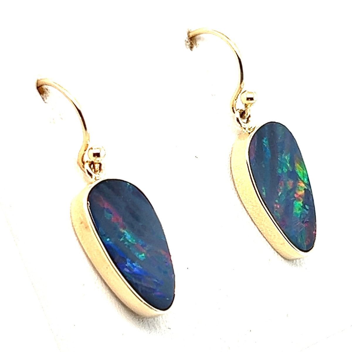 9ct Gold Doublet Opal Earrings (de103)