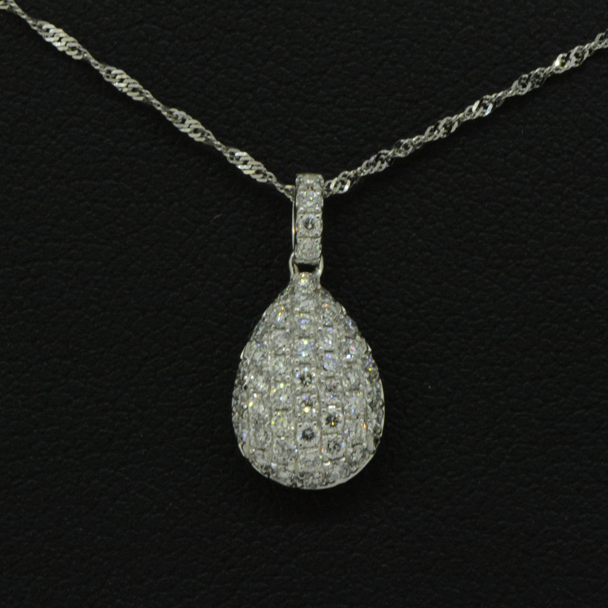 0.38ct Diamond Pendant set in 18ct White Gold