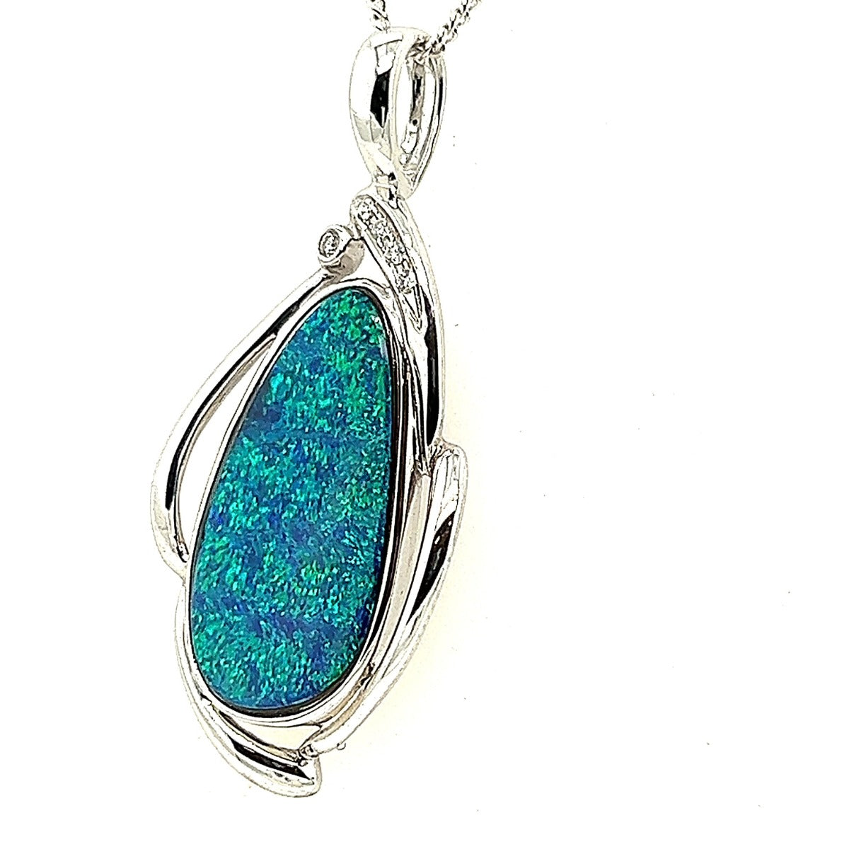 14ct White Gold Opal Doublet Pendant