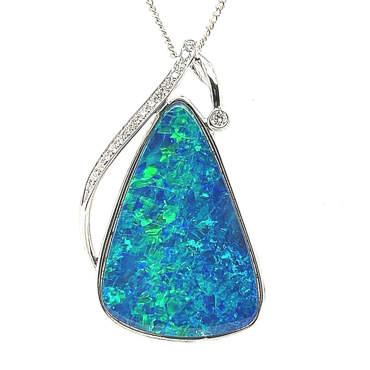 18ct White Gold Doublet Opal Pendant (dp1010)