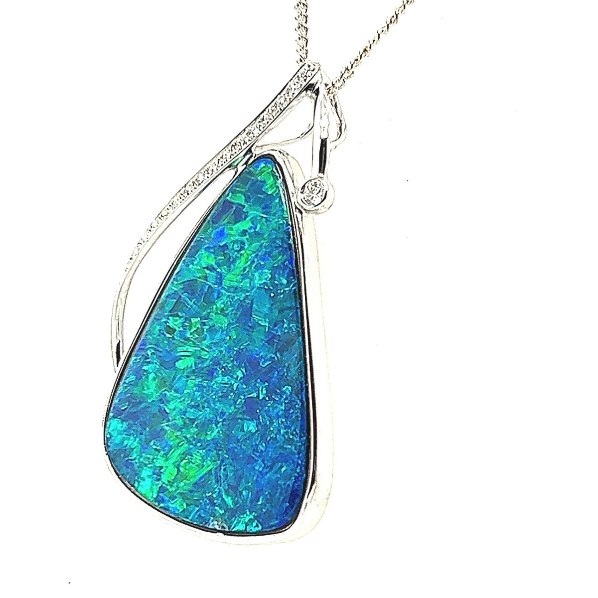 18ct White Gold Doublet Opal Pendant (dp1010)