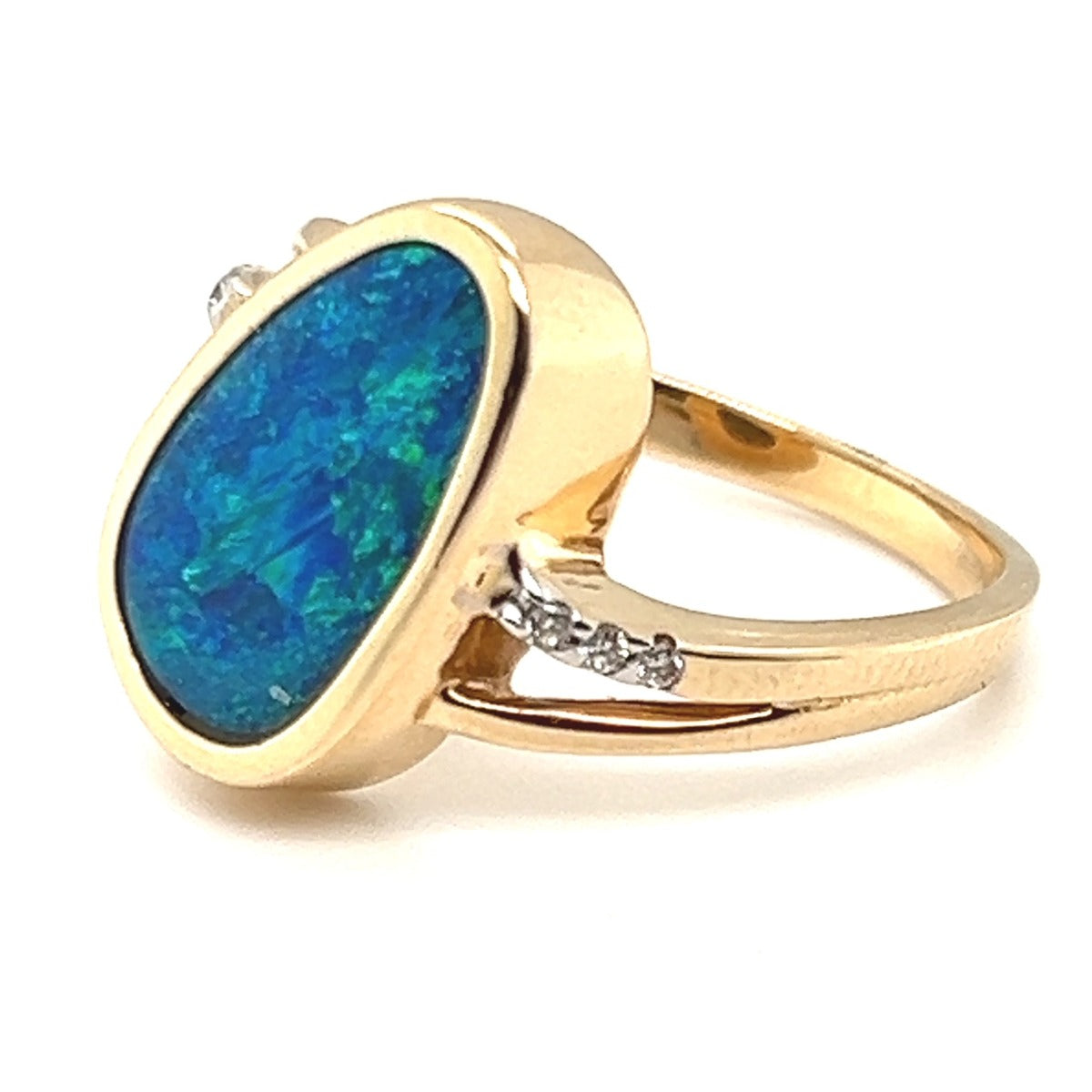 14ct Yellow Gold Doublet Opal Ring (dr796)